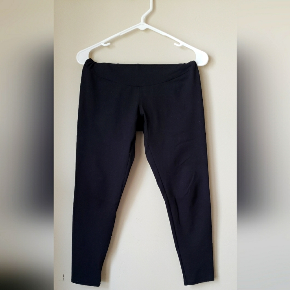 Maternity leggings, stitchfix, size small, black, never worn.